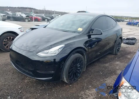2022 Tesla Model Y Long Range Dual Motor All-Wheel Drive из США, поврежденный, VIN 7SAYGDEE3NF389125
